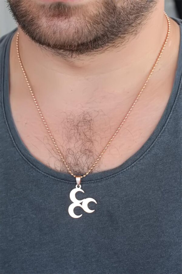 Kalbinle Rose Renk Metal 3 Hilal Figürlü Erkek Kolye ERK356