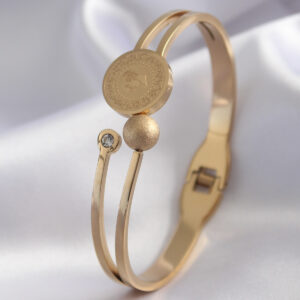 316L Çelik Gold Renk Çeyrek Altın Zirkon Taş Detay Kadın Kelepçe BB5152