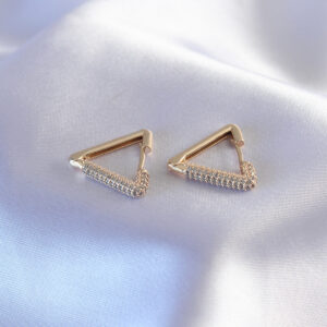 Gold Renk Zirkon Taşlı Üçgen Model Kadın Küpe BKP7235