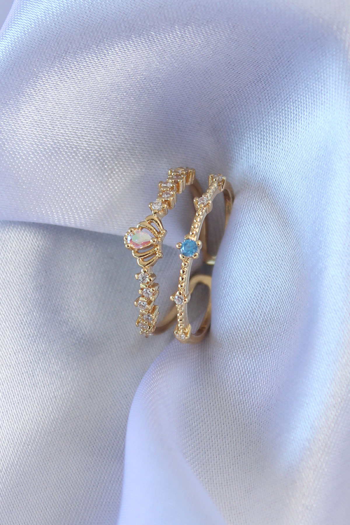 Gold Renk Zirkon Taşlı Taç Figür Pirinç Kadın Yüzük BYK2706