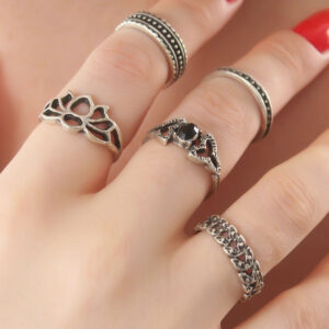 Gümüş Renk Lotus Model Siyah Kristal Taş Detay Bayan Yüzük Kombin BYK2740