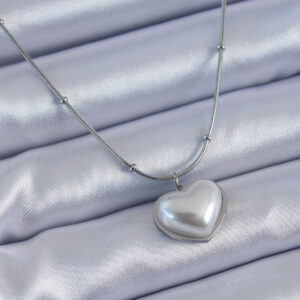 316L Çelik Gümüş Renk İncili Kalp Model Minimal Top Detay Kadın Kolye BKO7614