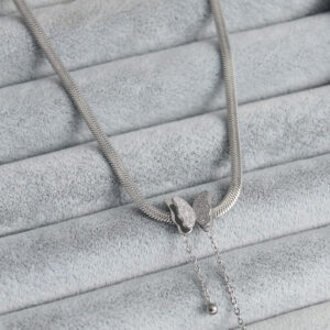 316L Çelik Gümüş Renk İtalyan Zincir Model Simli Kelebek Figür Kadın Kolye BKO7676