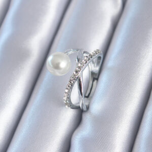 Gümüş Renk Zirkon Taşlı İncili Kadın Yüzük BYK2807