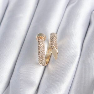 Pirinç Gold Renk Çivi Model Zirkon Taşlı Kadın Yüzük BYK2878