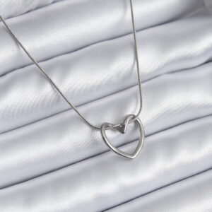 316L Çelik Gümüş Renk Kalp Model Kadın Kolye BKO8118