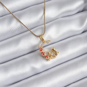 316L Çelik Gold Renk Hilal Kedi Model Zirkon Taşlı Detay Kadın Kolye BKO8140