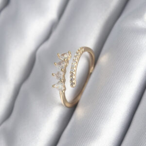 Pirinç Gold Renk Kalp Zirkon Taş Detay Kadın Yüzük BYK2987