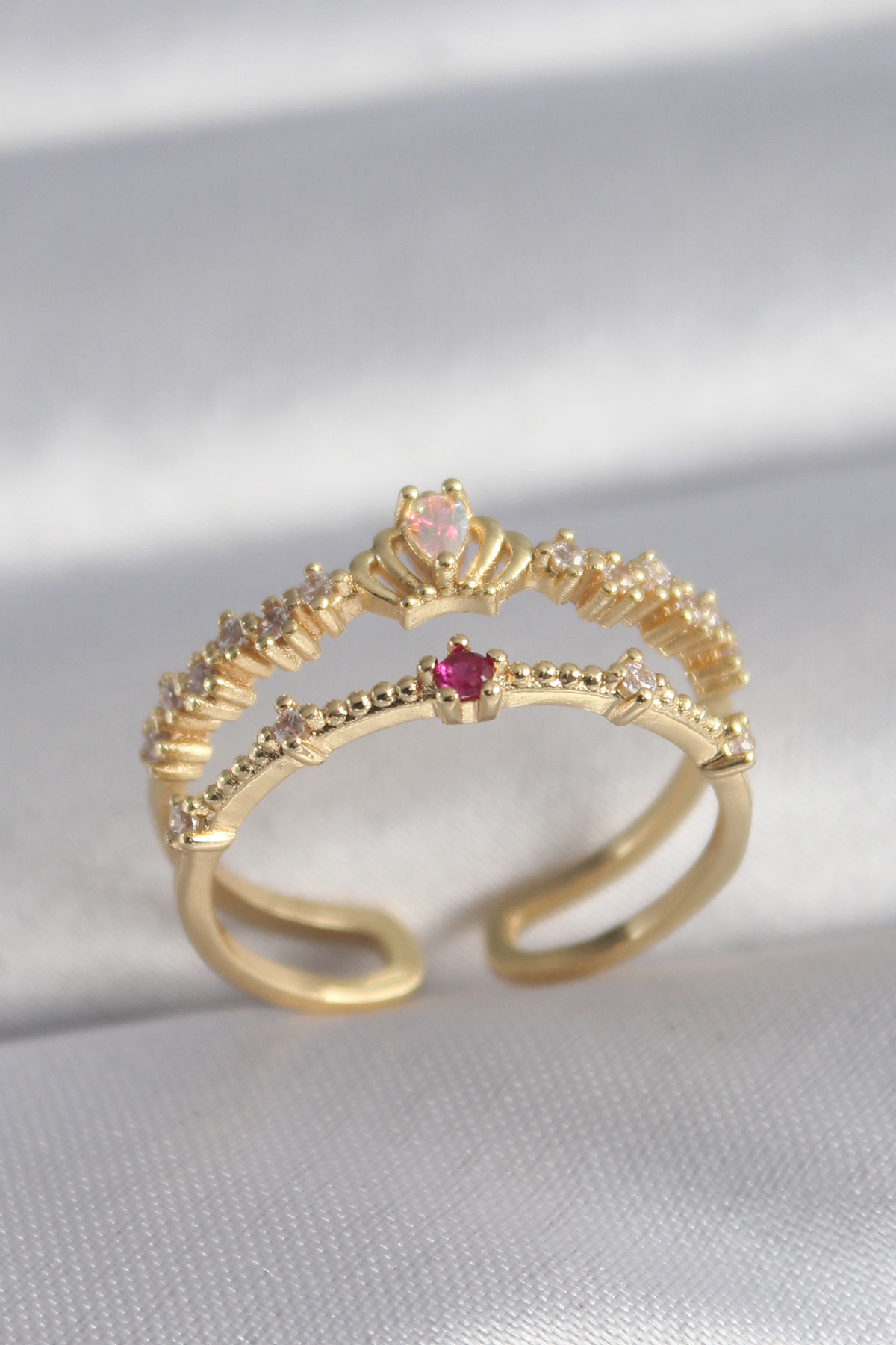 Pirinç Gold Renk Zirkon Taşlı Taç Model Kadın Yüzük BYK3040