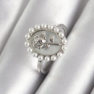 Pirinç Gümüş Renk Portre Gül Model İnci Detay Kadın Yüzük BYK3064