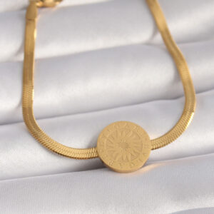 316L Çelik Gold Renk İtalyan Zincir Model İşlemeli Madalyon Figür Kadın Bileklik BB5933