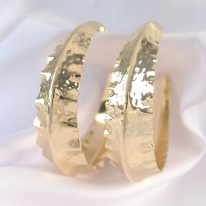 Pirinç Gold Renk Yaprak Desenli Halka Küpe BKP8921