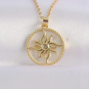 316L Çelik Zincir Altın Renk Zirkon Taşlı Oval Tasarım Güneş Kolye BKO8653