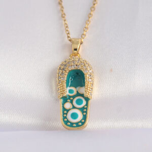 316L Çelik Zincir Zirkon Taşlı Altın Renk Nazarlı Terlik Tasarımlı Kolye BKO8664