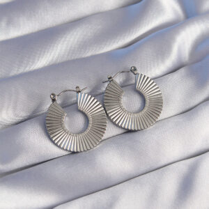 316L Çelik Gümüş Renk Oval Çizgili Plaka Küpe BKP9048