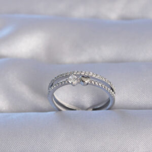 Pirinç Gümüş Renk Zirkon Taşlı Kalpli Su Yolu Model Ayarlanabilir Yüzük BYK3220