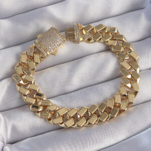 Vip Seri Gurmet Zirkon Taşlı Gold Renk Bileklik BB6173