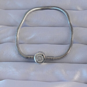 Pirinç Gümüş Renk Zirkon Taşlı Charm Bileklik BB6221