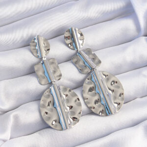 Pirinç Gümüş Renk Geometrik Ezme Plaka Küpe BKP9245