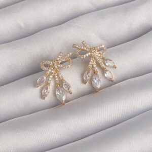 Pirinç Gold Renk Zirkon Taşlı Fiyonk Küpe BKP9293