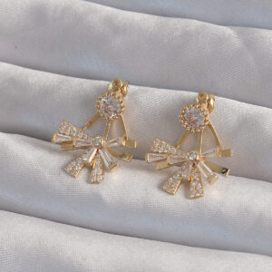 Pirinç Gold Renk Zirkon Taşlı Yassı Fiyonk Model Küpe BKP9301