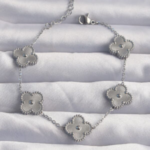 316L Çelik Gümüş Renk Motifli Yonca Bileklik BB6269