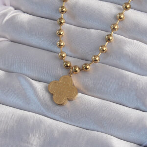 316L Çelik Top Zincirli Gold Renk İşlemeli Yonca Model Kolye BKO8988