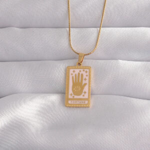 316L Çelik Gold Renk Pembe Mineli El Figür Tarot Kolye BKO9031