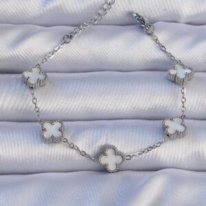 316L Çelik Gümüş Renk Sedefli Baby Boy Yonca Model Bileklik BB6302