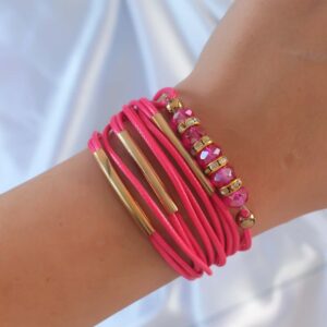 Pembe Renk Zirkon Taşlı Metal Aksesuarlı İpli Çoklu Bileklik BB6357