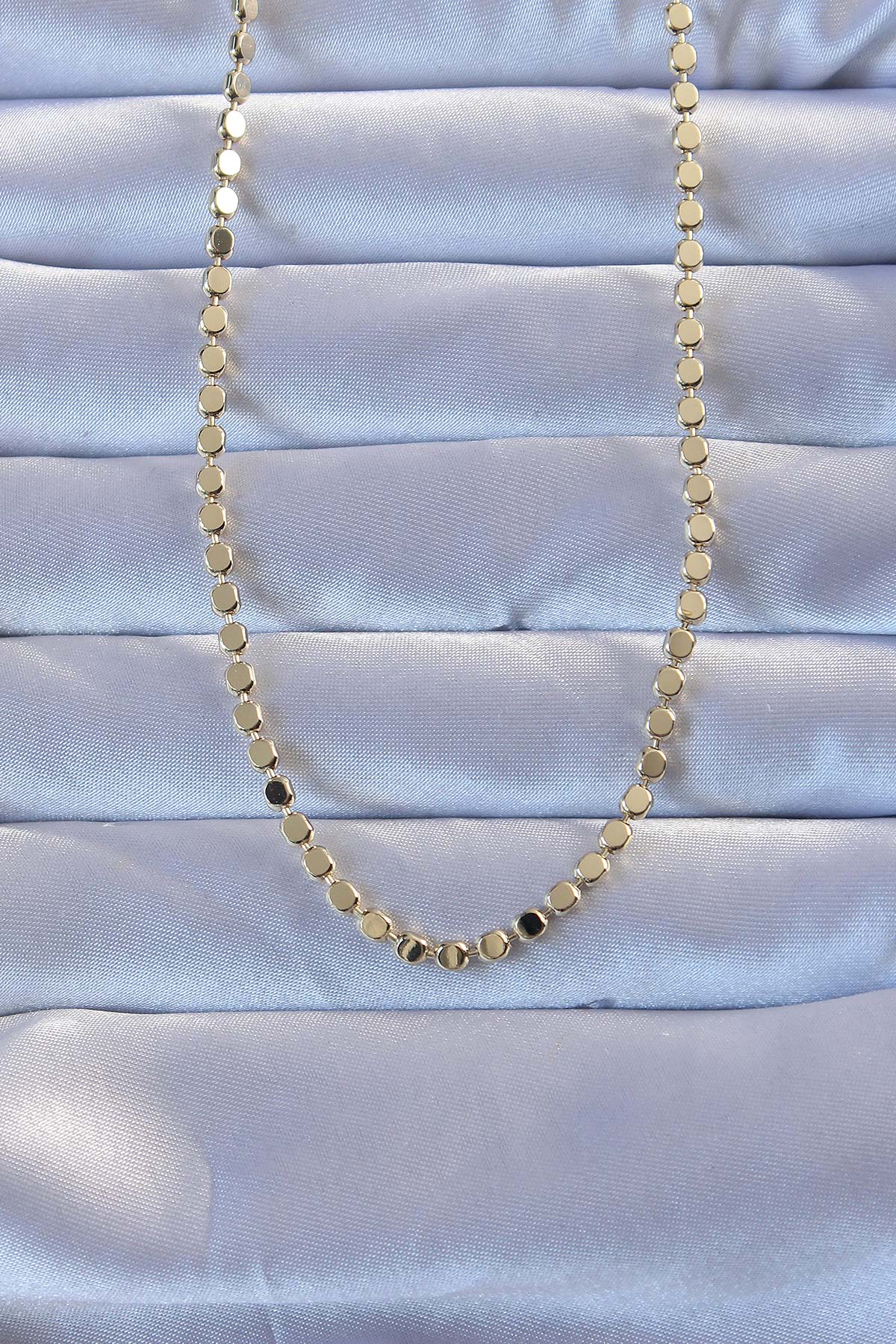 Pirinç Gold Renk Parçalı Ezme Kolye BKO9272