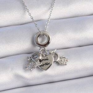 316L Çelik Gümüş Renk Zirkon Taş Detay Çocuk Figür Charm Model Kadın Kolye BKO9323