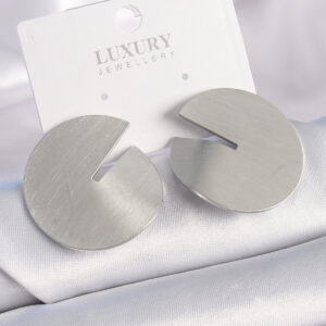 Pirinç Gümüş Renk Daire Plaka Model Kadın Küpe BKP9524