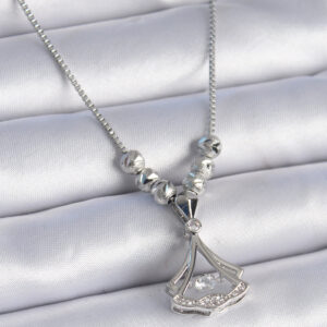 316L Çelik Zincir Gümüş Renk Gingko Yaprağı Model Zirkon Taş Detay Kadın Kolye BKO9351