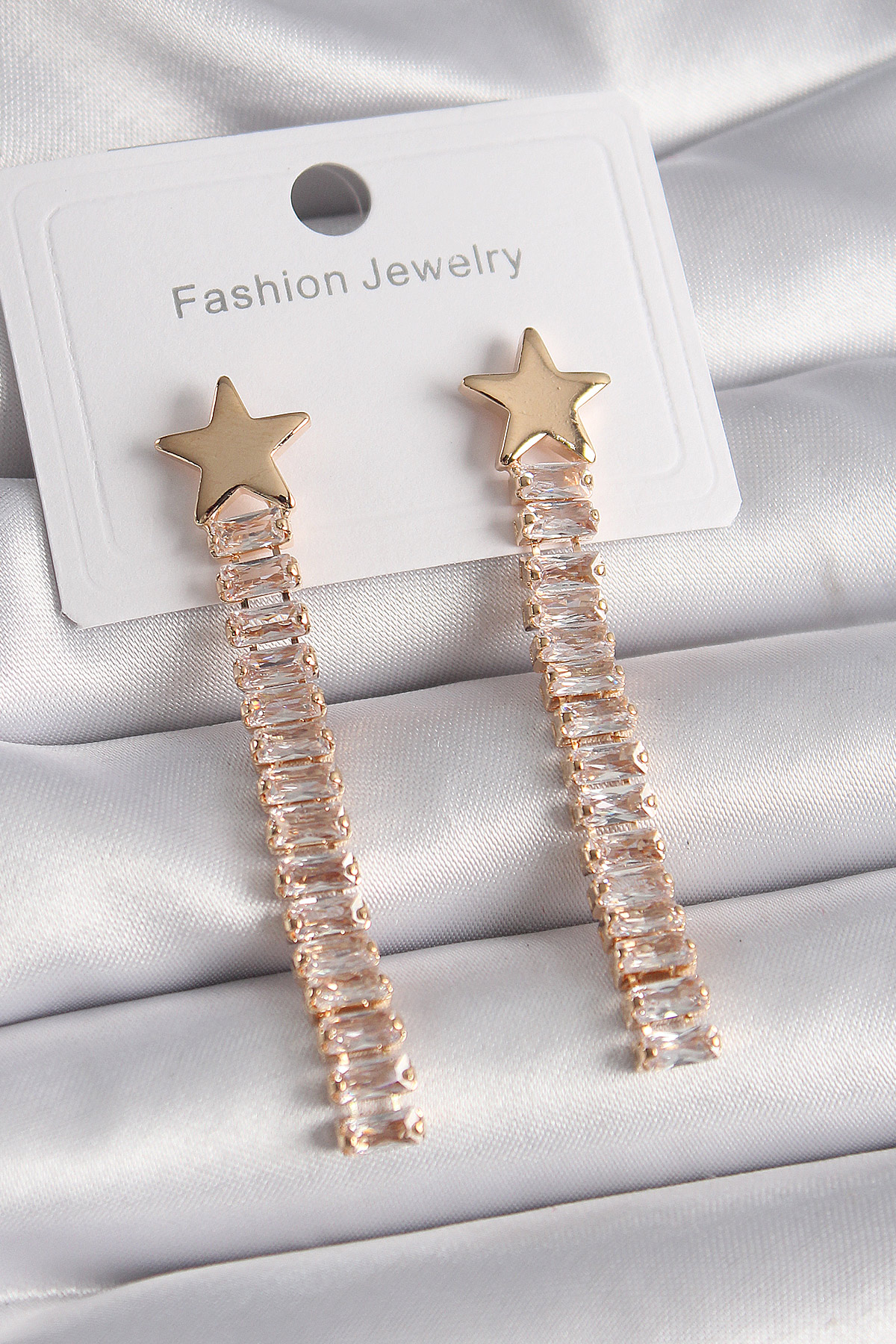 Pirinç Gold Renk Yıldız Model Su Yolu Zirkon Taşlı Kadın Küpe BKP9626