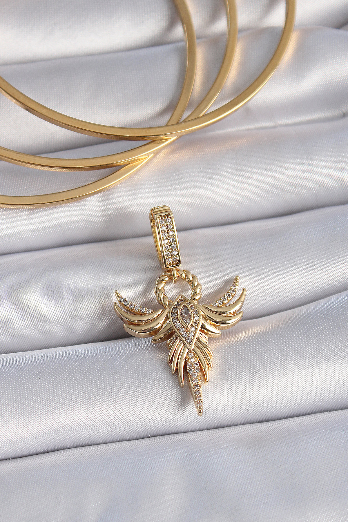 Pirinç Gold Renk Zirkon Taşlı Anka Kuşu Model Ajda Charm BC1005