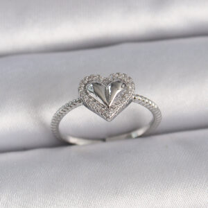 Pirinç Gümüş Renk Ayarlanabilir Zirkon Taşlı Kalp Model Kadın Yüzük BYK3395