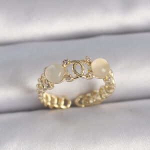 Pirinç Gold Renk Ayarlanabilir Zirkon Taşlı Beyaz Mineli Birleşik Halka Model Kadın Yüzük BYK3402