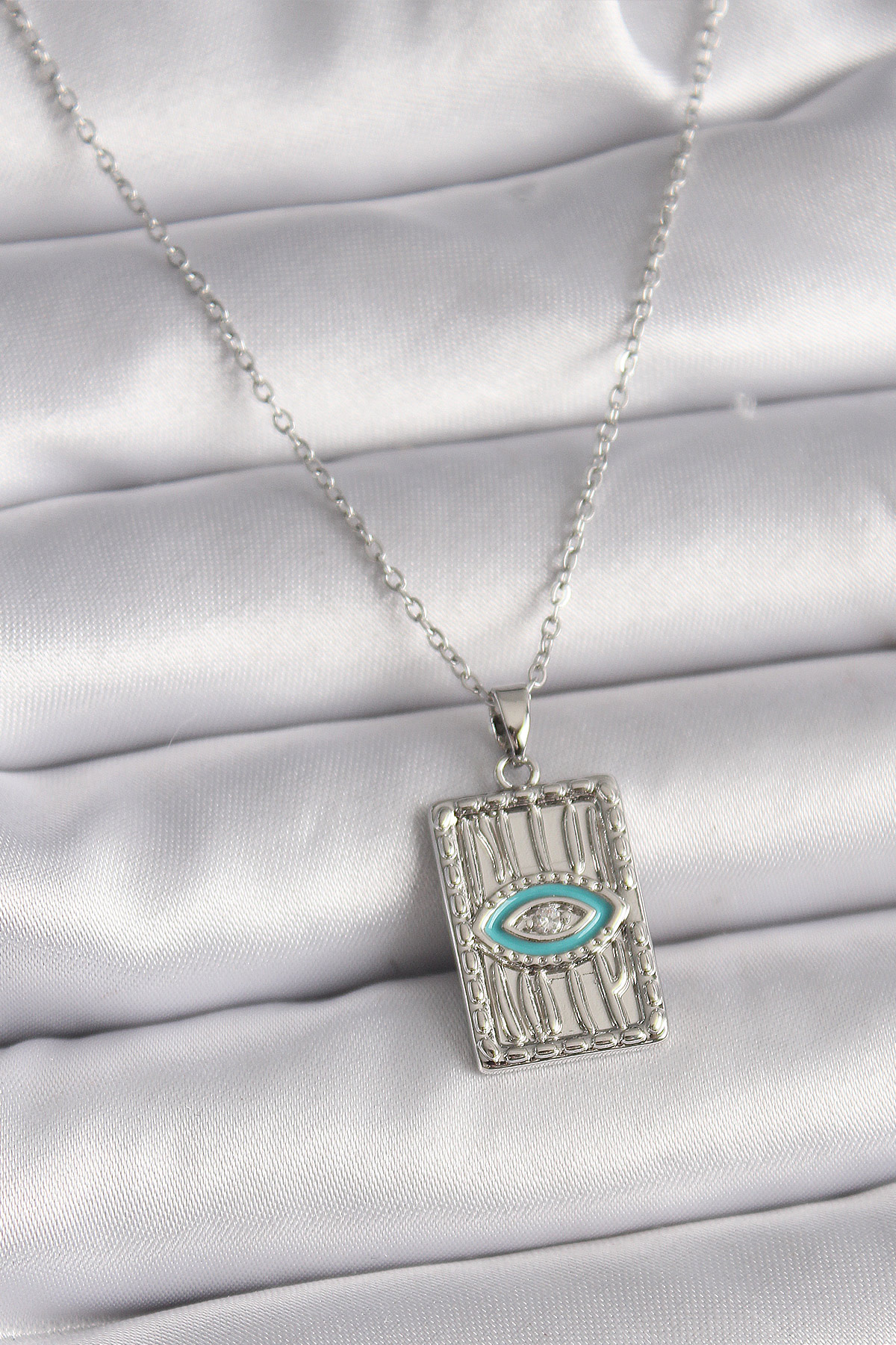 316L Çelik Gümüş Renk Zincir Göz İşlemeli Madalyon Model Kadın Kolye BKO9508