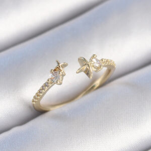 Pirinç Gold Renk Zirkon Taş Detay Yıldız Model Kadın Yüzük BYK3446