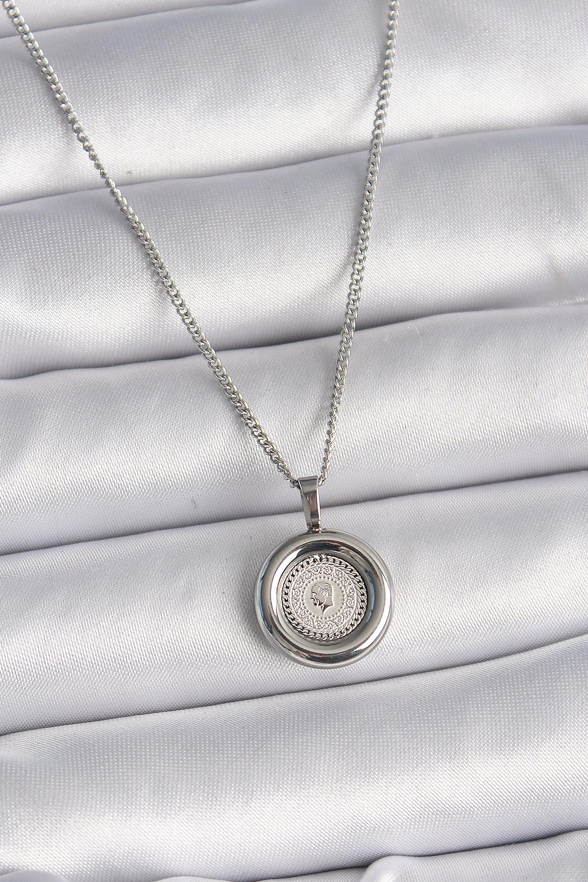 316L Çelik Gümüş Renk Zincir Gümüş Renk Altın Model Kadın Kolye BKO9571