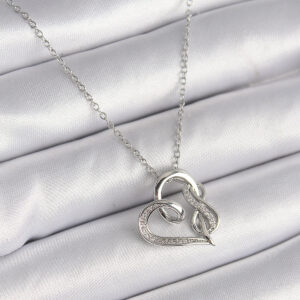 316L Çelik Gümüş Renk Zincir Zirkon Taş Detaylı Kalp Model Sonsuzluk Detay Kadın Kolye BKO9584