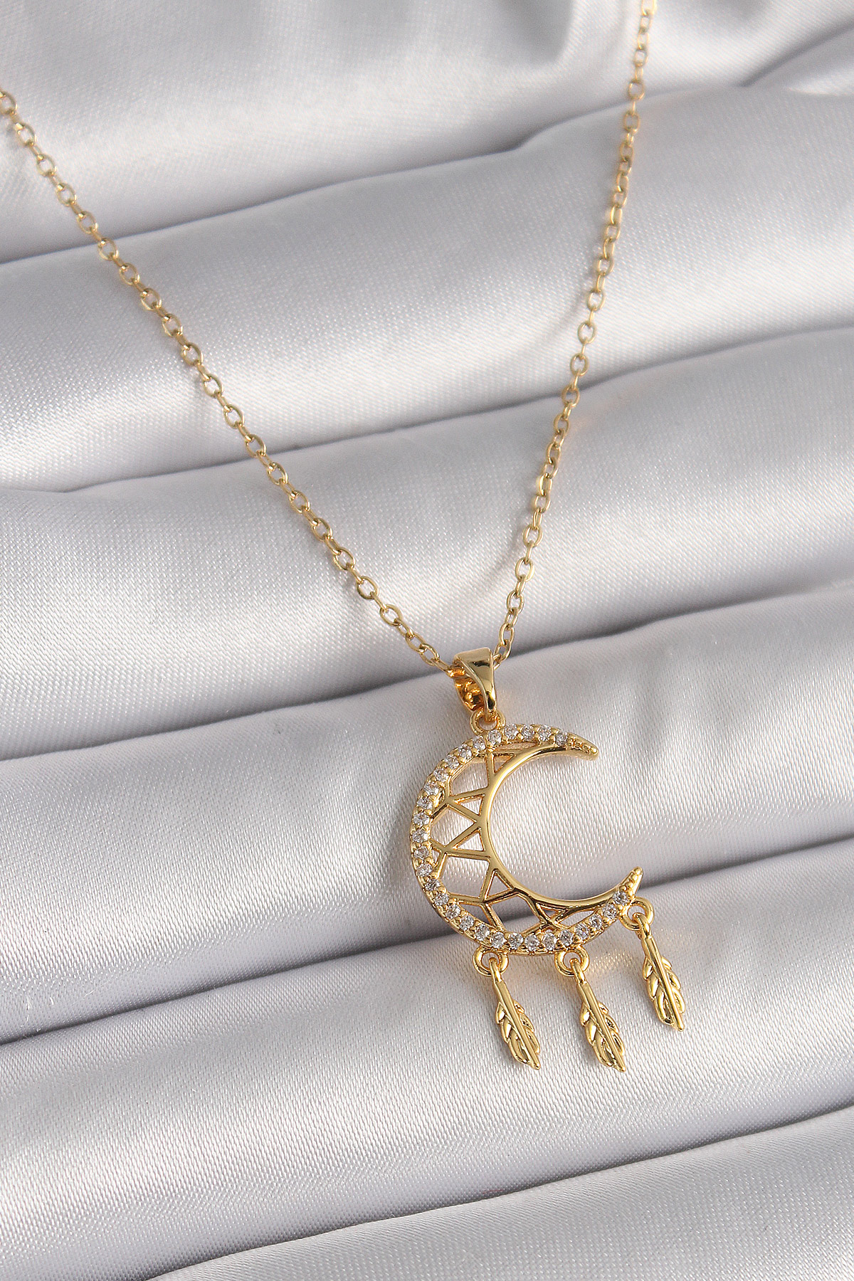 316L Çelik Gold Renk Zincir Zirkon Taşlı Hilal Model Sallantı Yaprak Detay Kadın Kolye BKO9650