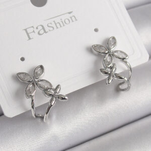 Pirinç Gümüş Renk Zirkon Taşlı 2'Li Çiçek Model Kadın Küpe BKP9962