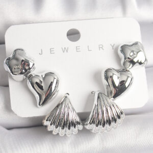 Gümüş Renk Yonca Kalp Deniz Kabuğu Figür CCB Kadın Küpe Seti BKP10021