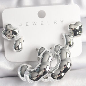 Gümüş Renk Yonca Damla Halka Model CCB Plastik Kadın Küpe Seti BKP10027