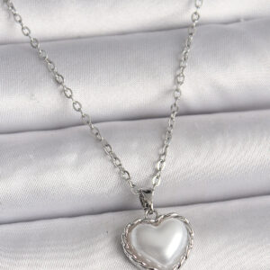 316L Çelik Gümüş Renk Zincir 3D İnci Kalp Model Kadın Kolye BKO9712