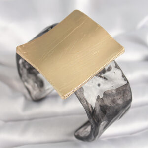 Siyah Mermer Desen Akrilik Plastik Gold Kare Plaka Model Vintage Kadın Bilezik BB6681