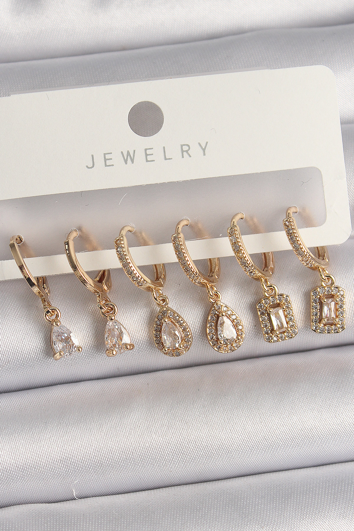 Pirinç Gold Renk Sallantı Zirkon Taşı Damla Model Kadın Küpe Seti BKP10120