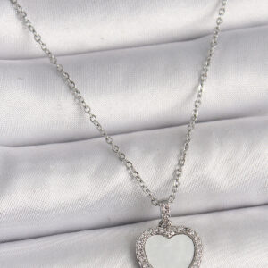 316L Çelik Gümüş Renk Zincir Zirkon Taşlı Beyaz Mineli Kalp Model Kadın Kolye BKO9781